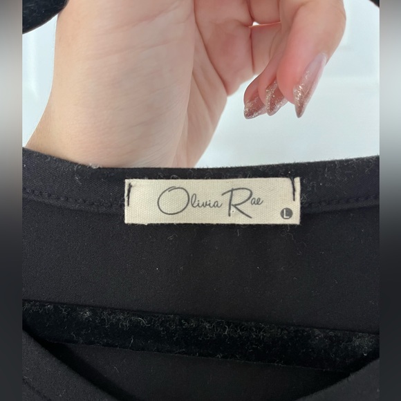 Basic Black Top - Picture 3 of 3